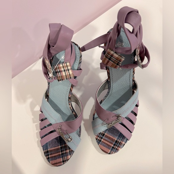Ben Sherman Ladies Leather purple Strap Metal Heel Size 7 - Picture 2 of 9
